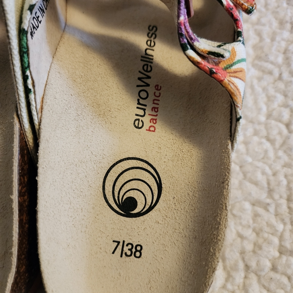 EuroWellness Balance triple strap floral canvas sandals SIZE 7 US 38 EU - Picture 5 of 8